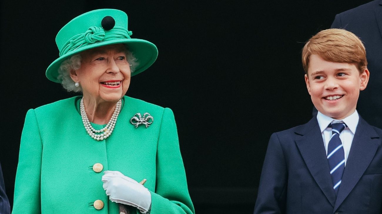 La nueva línea sucesoria: el bisnieto de Isabel II ahora es el "heredero del heredero"