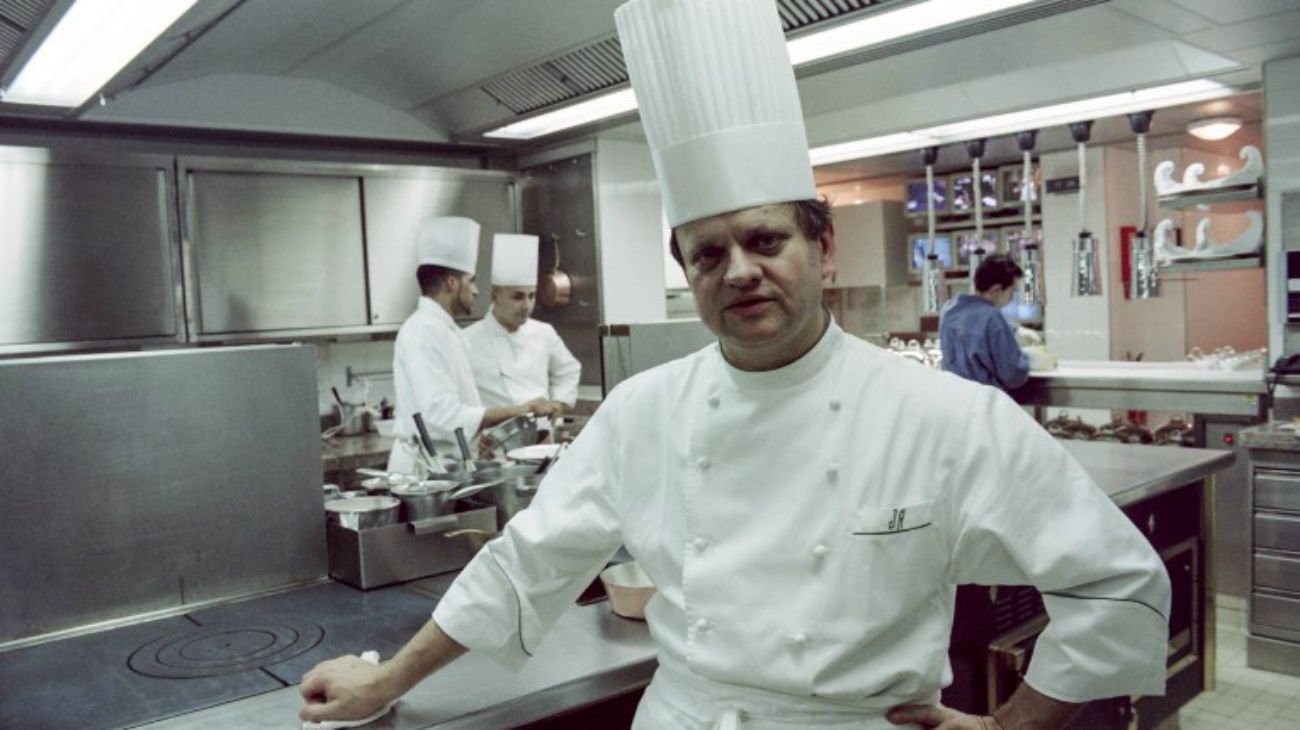 La "nouvelle cuisine" despide a Joël Robuchon, el chef con más estrellas Michelin