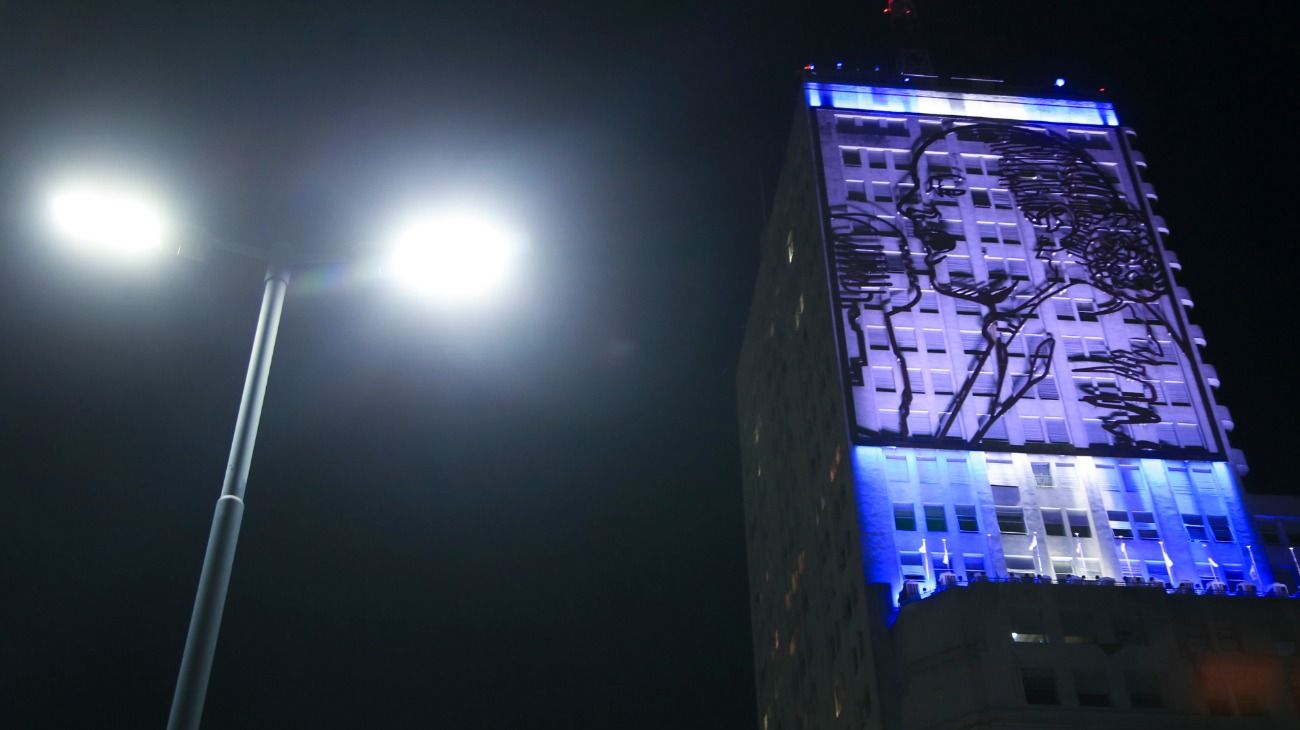 Frente a funcionarios, volvieron a encender la Evita del Ministerio de Desarrollo social