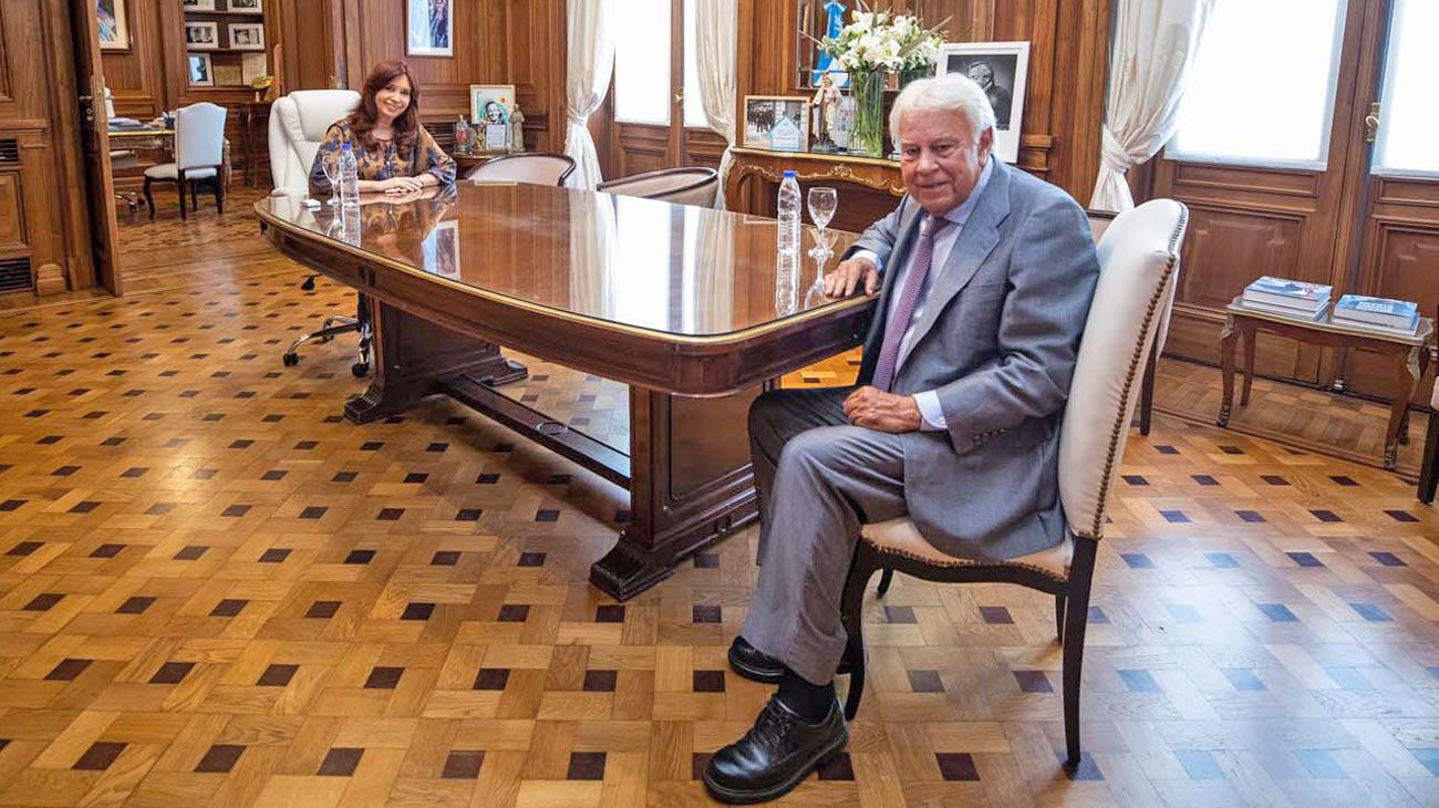 Mensaje de Felipe González a los halcones