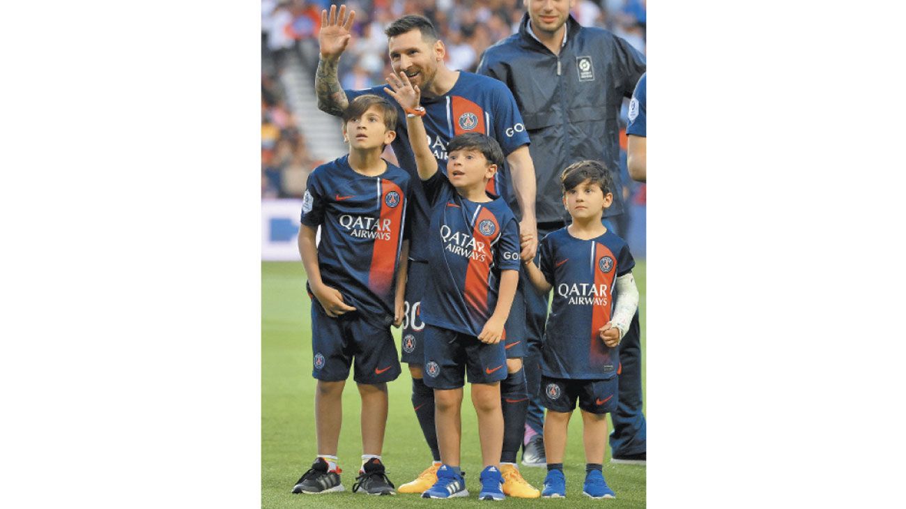 Final anunciado: Messi se despidió del PSG con una derrota y silbidos
