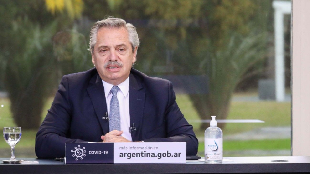Alberto Fernández participa del acto por el Día de la Industria