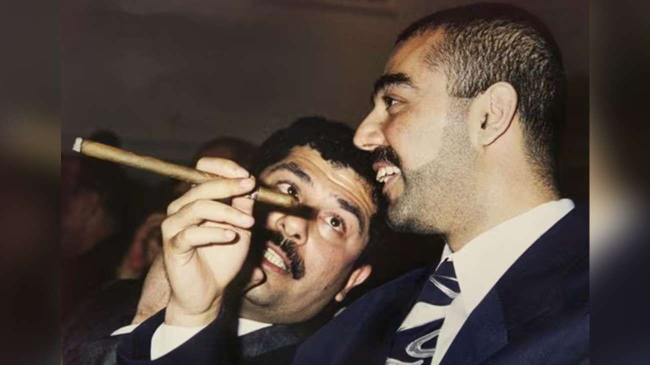 El día que EE.UU. divulgó las sangrientas fotos de los hijos de Saddam Hussein abatidos