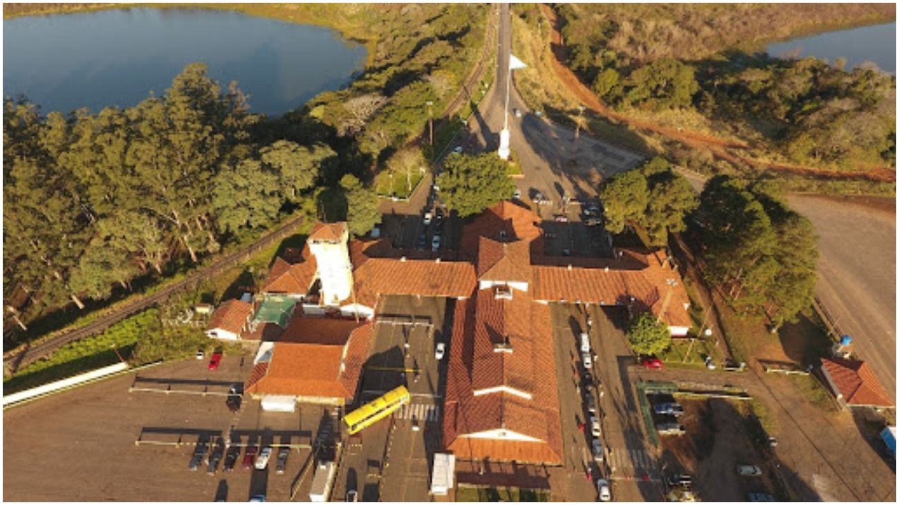 El gobierno autorizó una prueba piloto para abrir las fronteras en Misiones y Mendoza