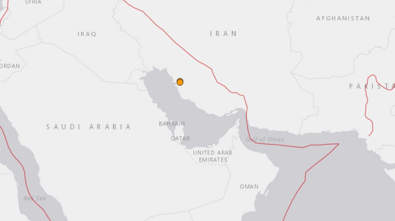 Tras los misiles y el accidente aéreo, dos terremotos sacudieron a Irán