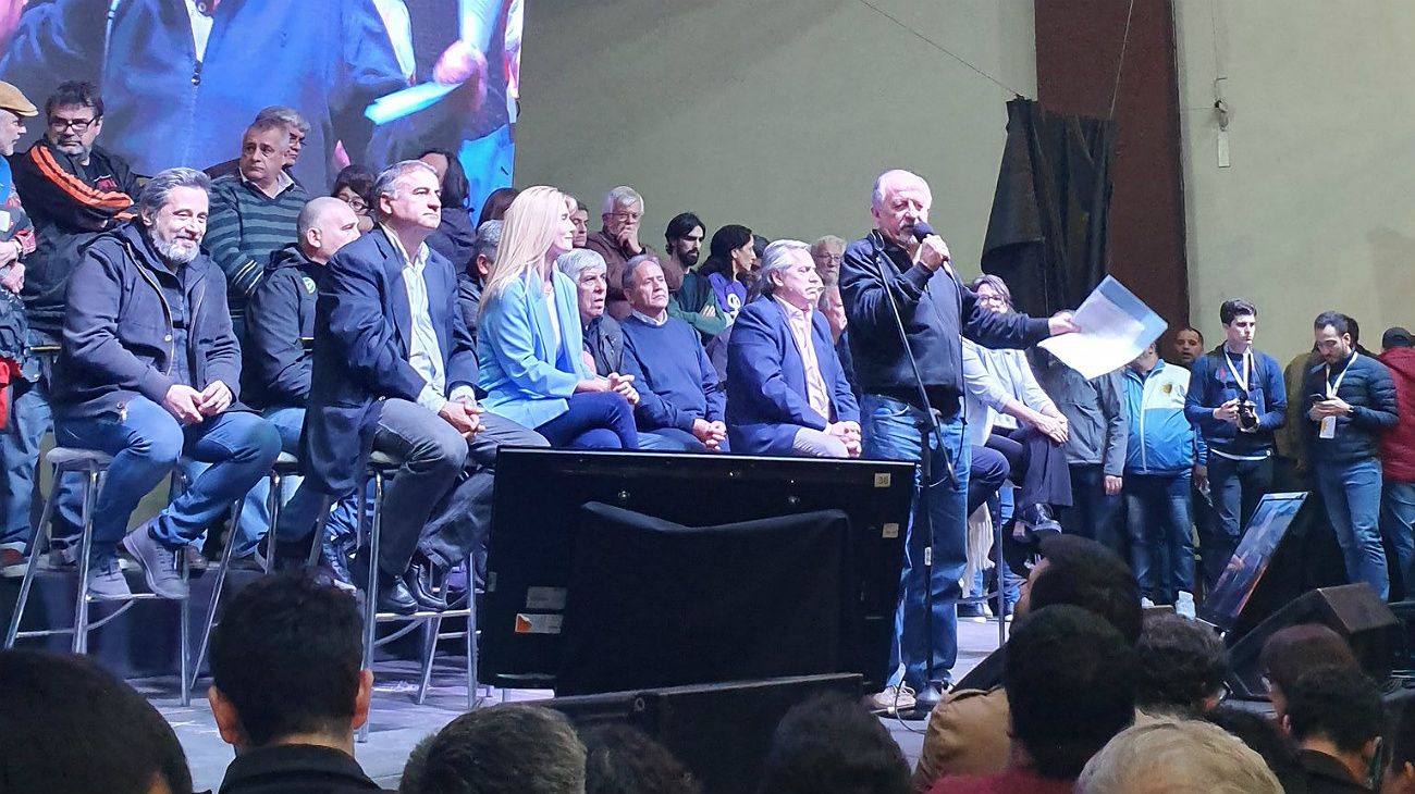 En un plenario con Alberto, la CTA de Yasky aprueba unirse con la CGT