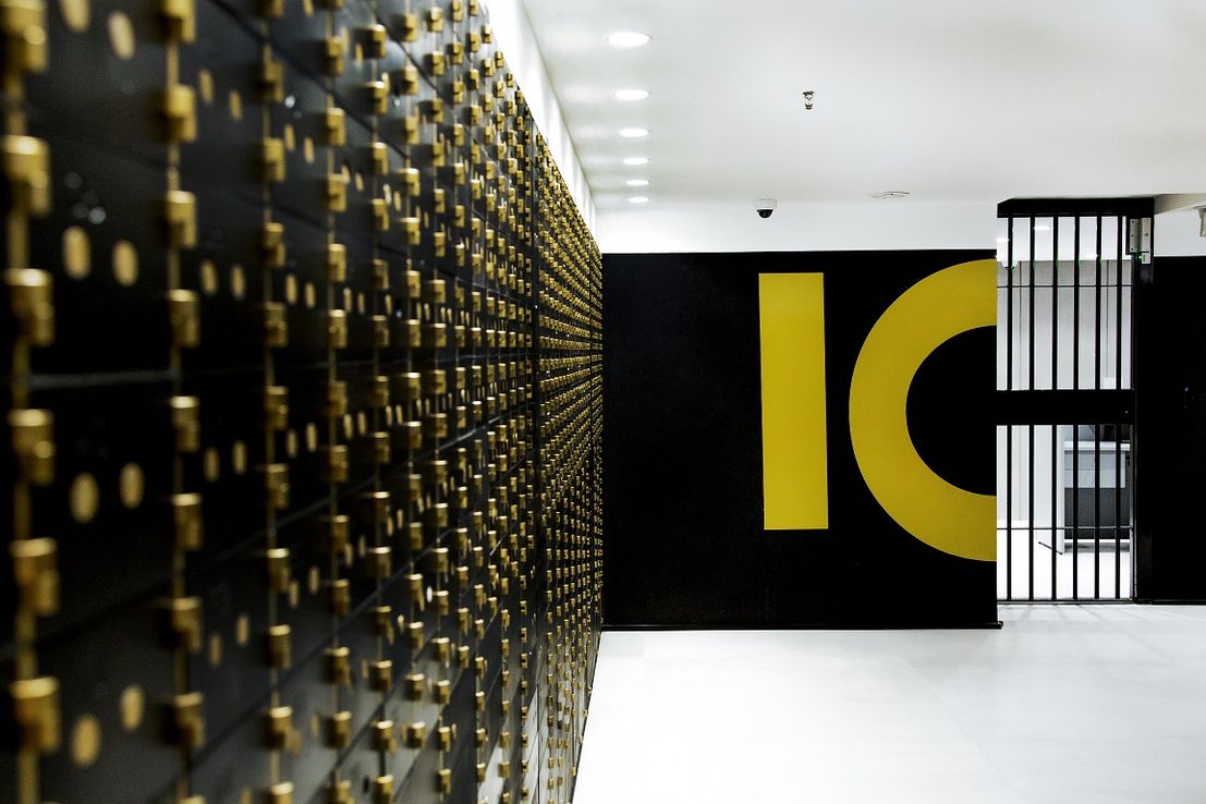 INGOT: bóvedas como el súper agente 86 pero en Córdoba