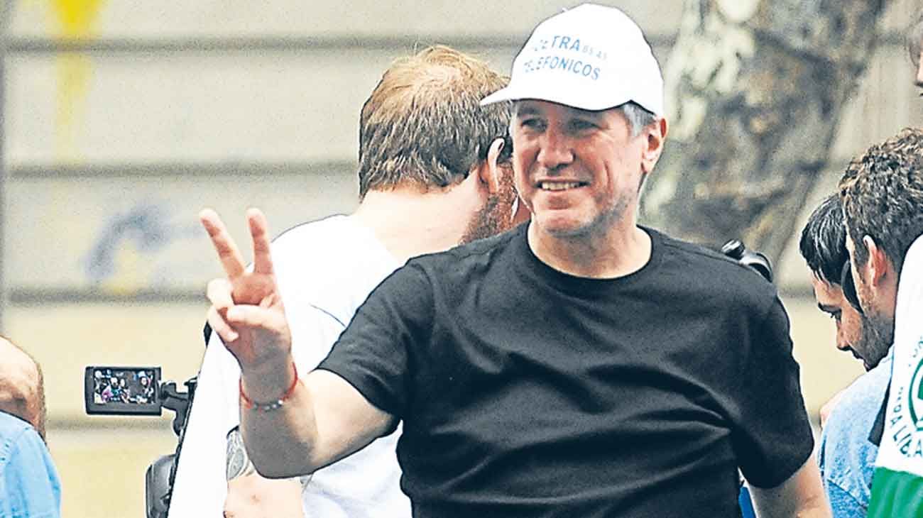 Video | Desde la cárcel, Boudou cantó "La libertad" junto a Manuel Quieto