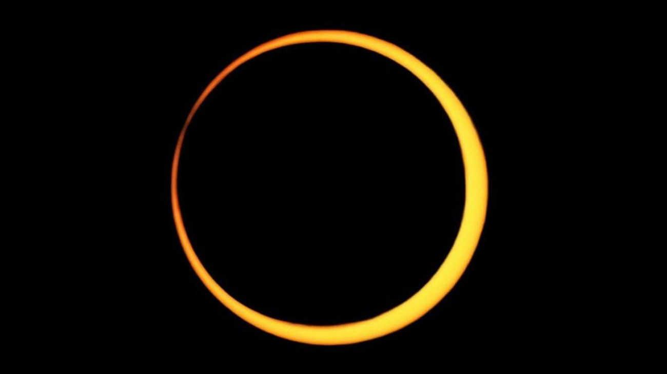 Anillo de fuego en el cielo: cuándo es el eclipse solar anular de febrero 2026 y cómo verlo