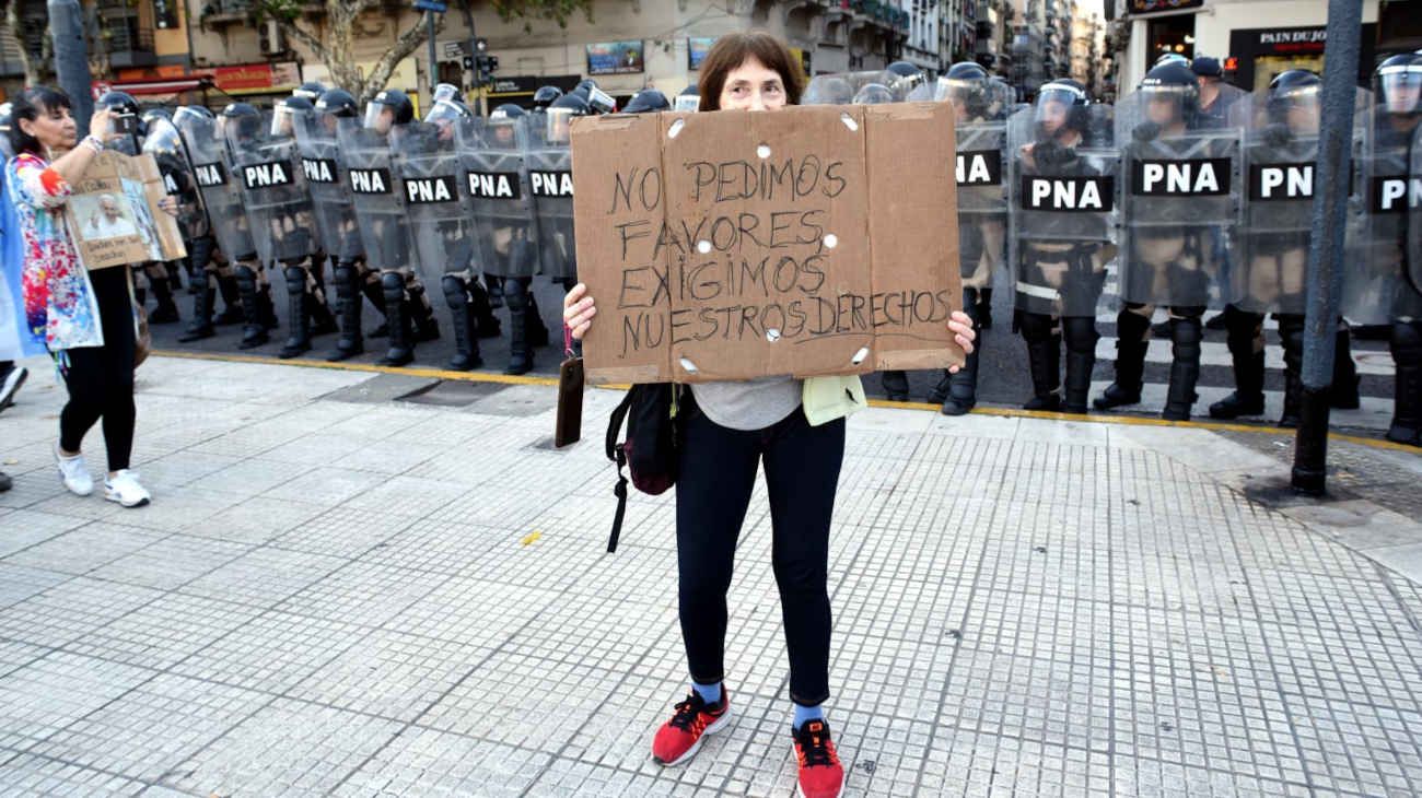Límites, rupturas y continuidades en la sociedad de la furia