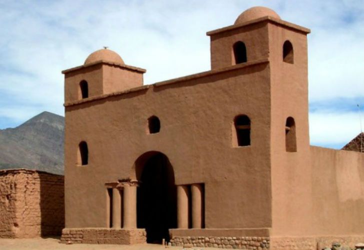 Encantos de Catamarca por la "Ruta del adobe"