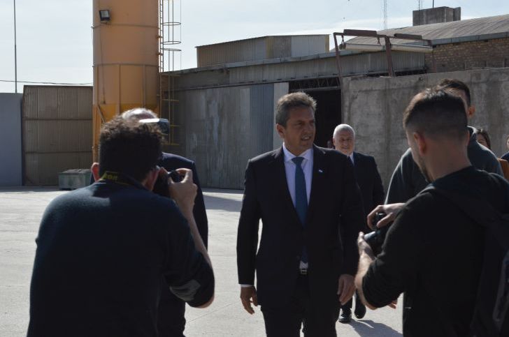 Massa: con blue en nominalidad histórica defendió modelo y atacó a "especuladores y timba financiera"