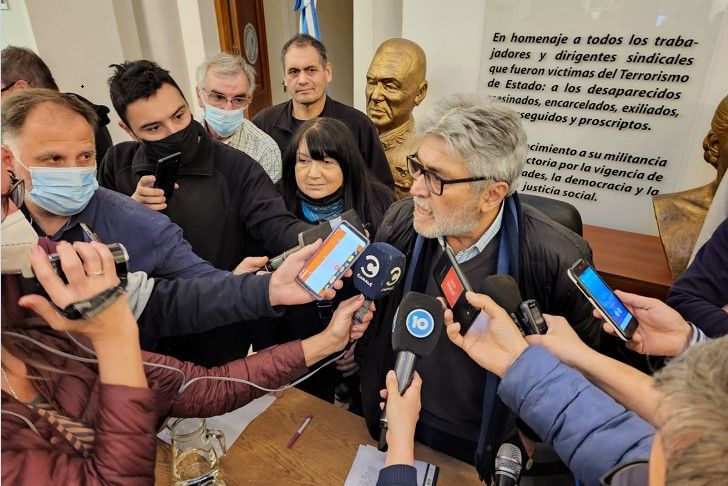 CGT: hubo entrega de llaves de la sede histórica, hay triunvirato, pero la tensión continúa