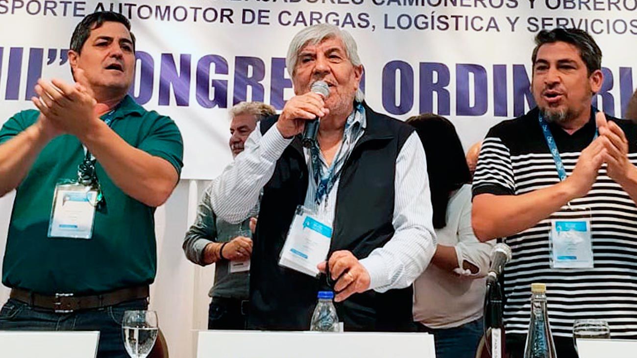 Moyano: “Si no nos dan el aumento que corresponde, vamos a ir al paro”