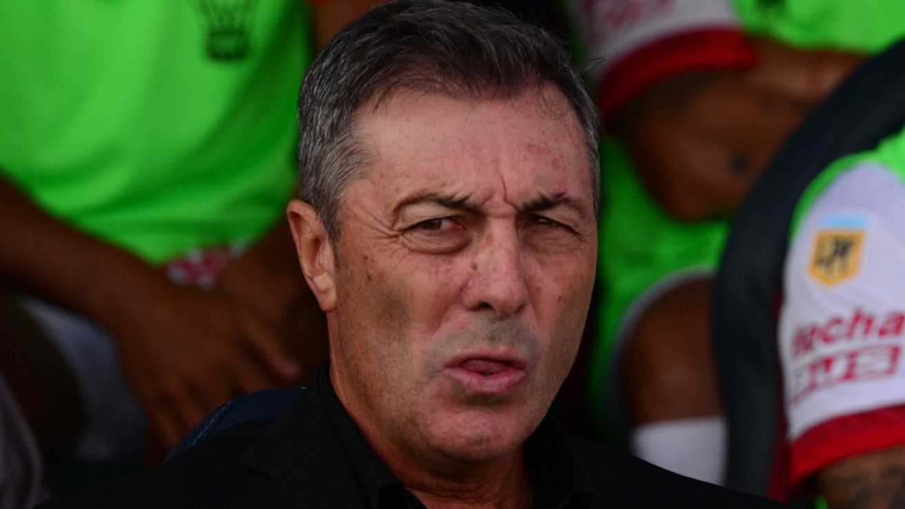 Fútbol argentino: el cementerio de los directores técnicos