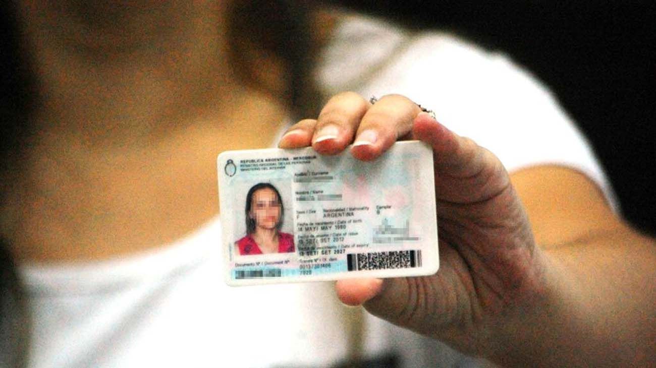 DNI no binario: El Ministerio Público Tutelar brindará asesoramiento gratuito