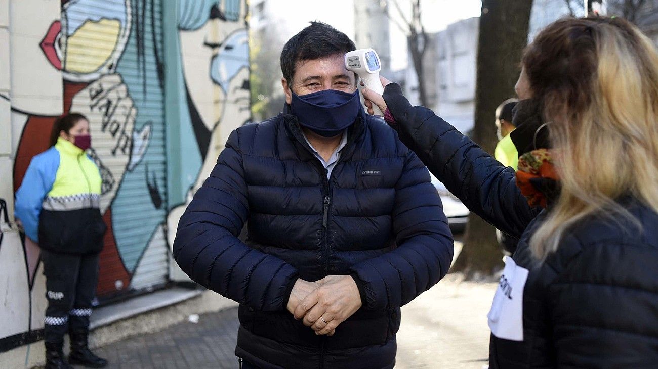 Daniel Arroyo, ministro de Desarrollo Social, dio positivo de coronavirus
