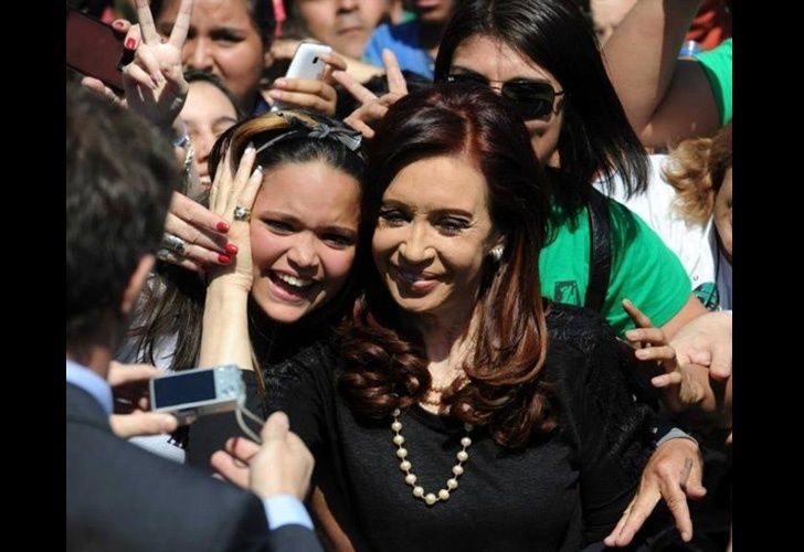La obsesión de los políticos argentinos por las "selfies"