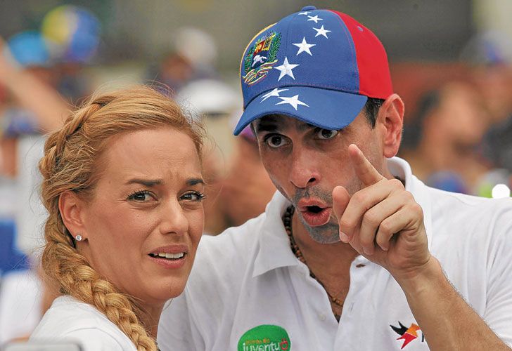 El antichavismo se esfuerza para cerrar su propia grieta