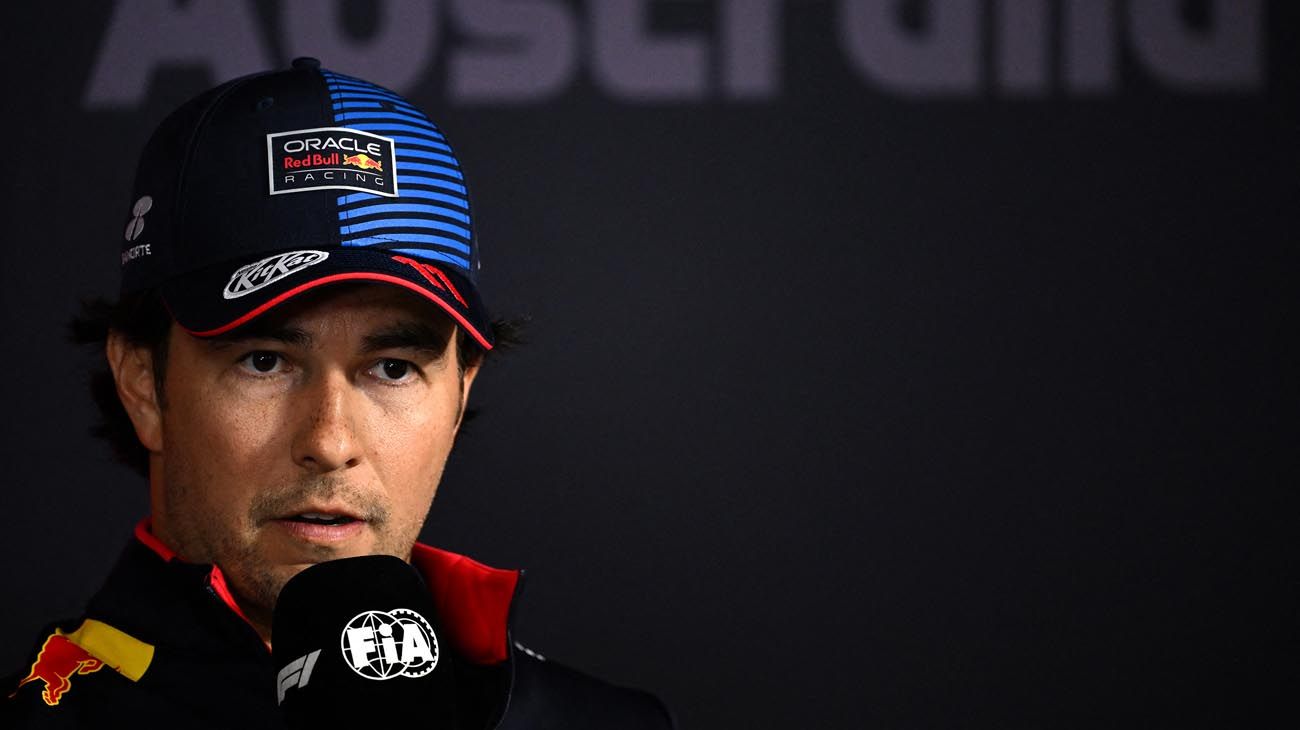 Checo Pérez respondió sobre la presunta salida de Verstappen de Red Bull