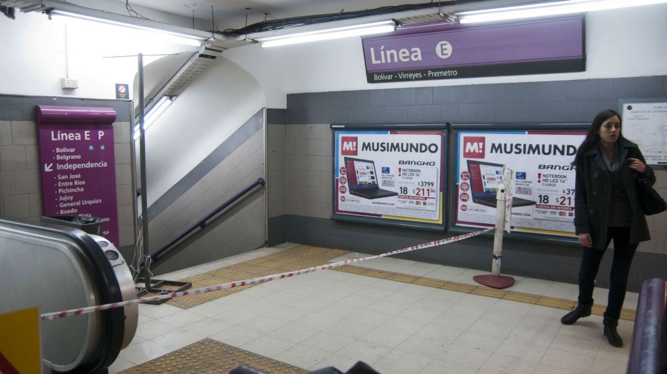 Metrodelegados abren esta noche molinetes y paran en la Línea E y Premetro