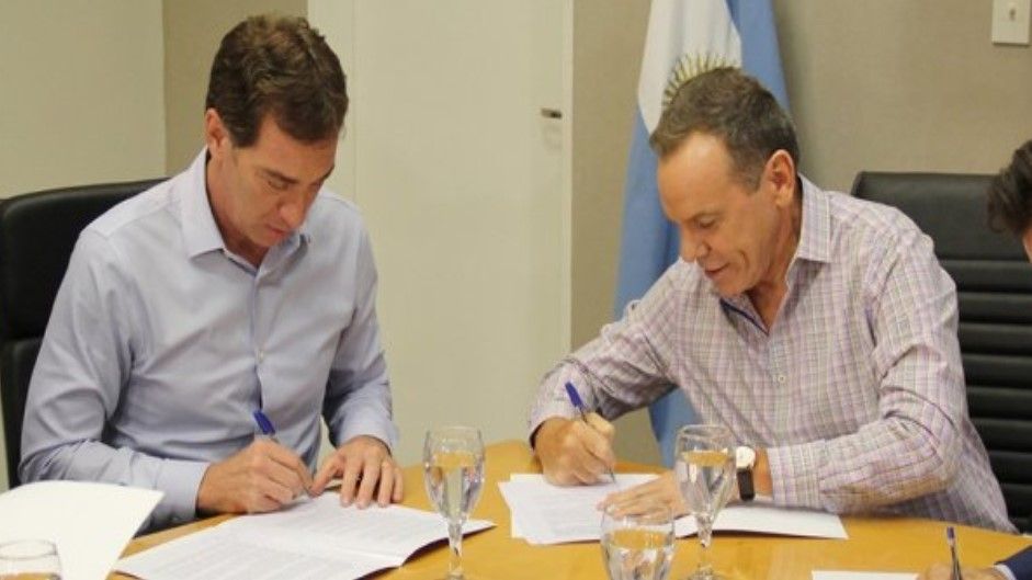 El Gobierno porteño y Migraciones lanzaron un sitio web para regularizar extranjeros