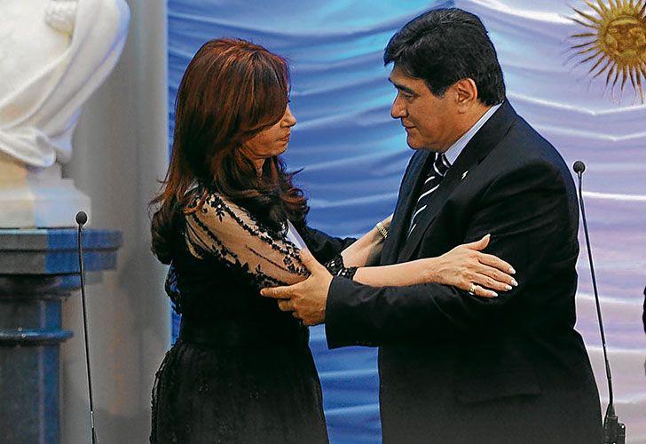 Carlos Zannini le escribió a Cristina Kirchner desde la cárcel: "No te preocupes, estoy bien"