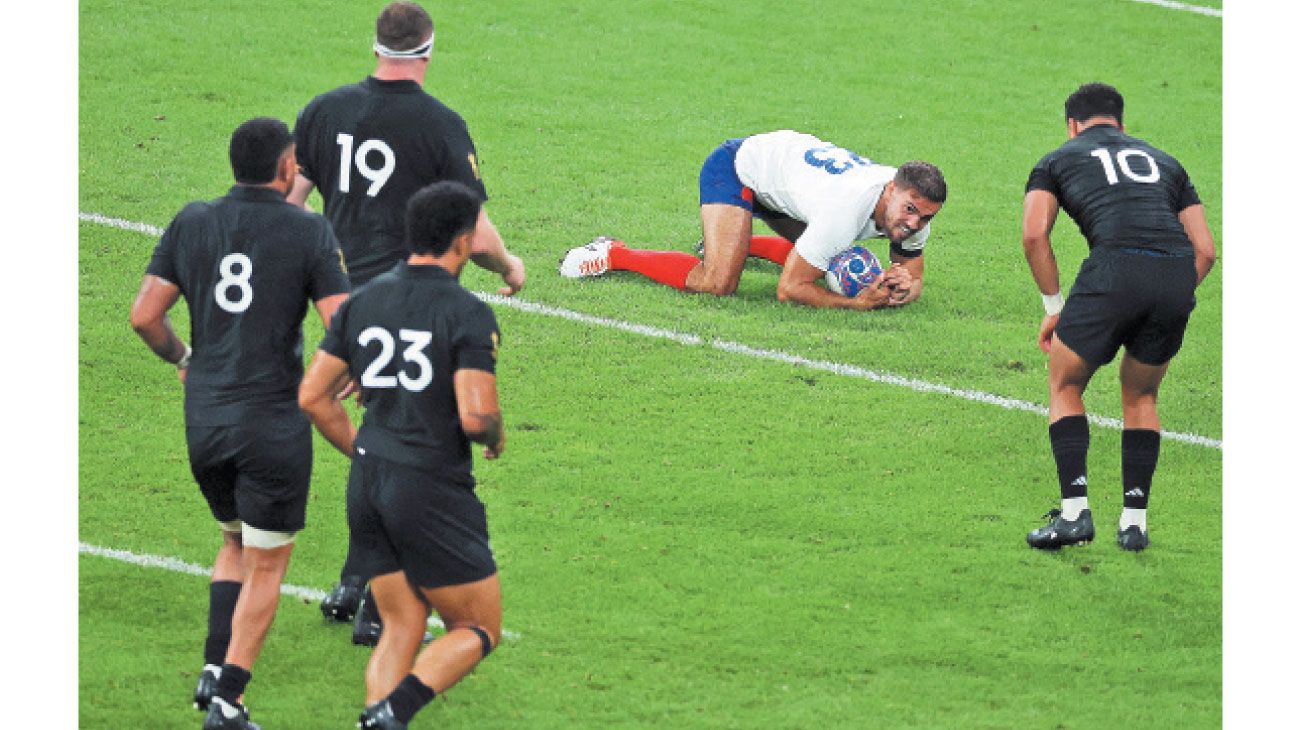 Francia sorprendió a los All Blacks en el debut