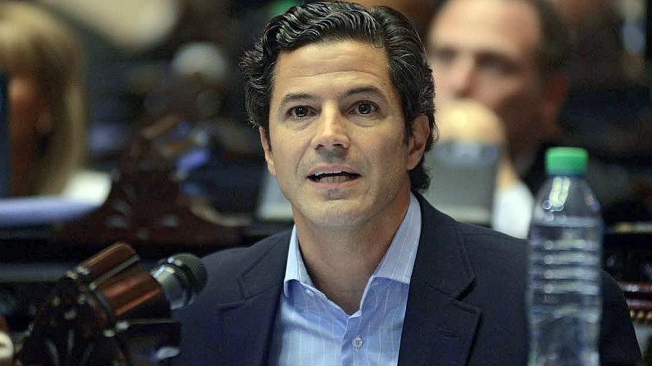 Luciano Laspina criticó la ausencia de Máximo: "Es una irresponsabilidad absoluta"