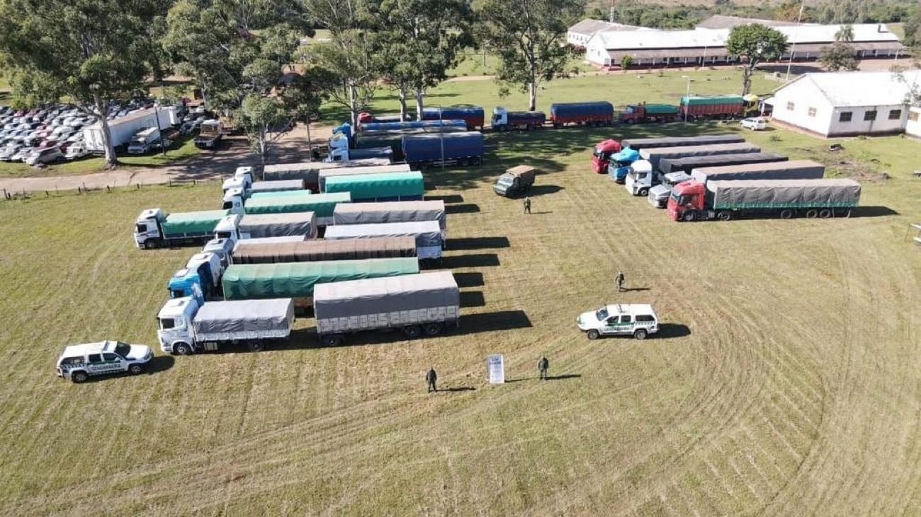 Gendarmería incautó 200 toneladas de soja transportada para el contrabando