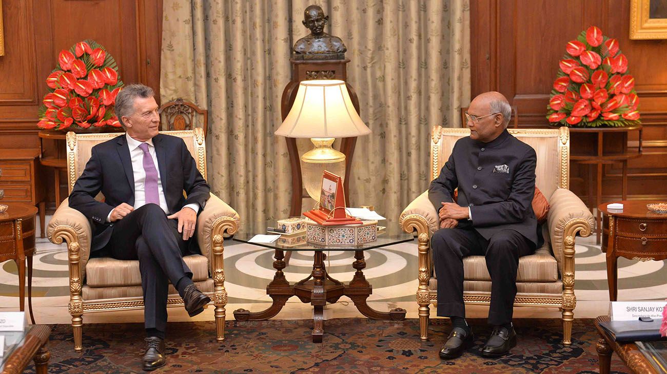 Críticas a Macri por el viaje a India: "Pasamos a ser una verdulería"