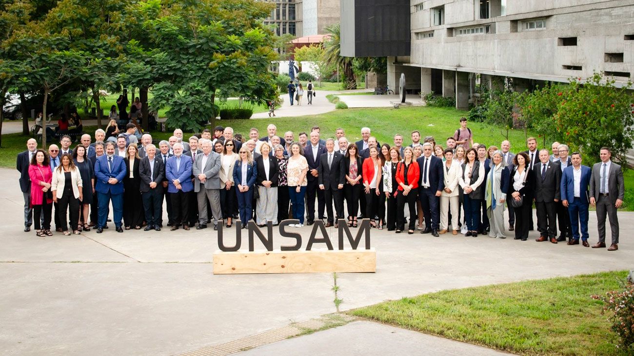 El Gobierno llama al diálogo pero sin plata no logra evitar la marcha de los universitarios