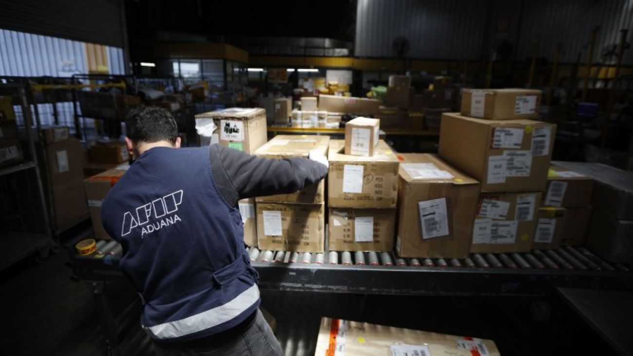 La AFIP busca infractores en compras online: qué tipo de envíos controla