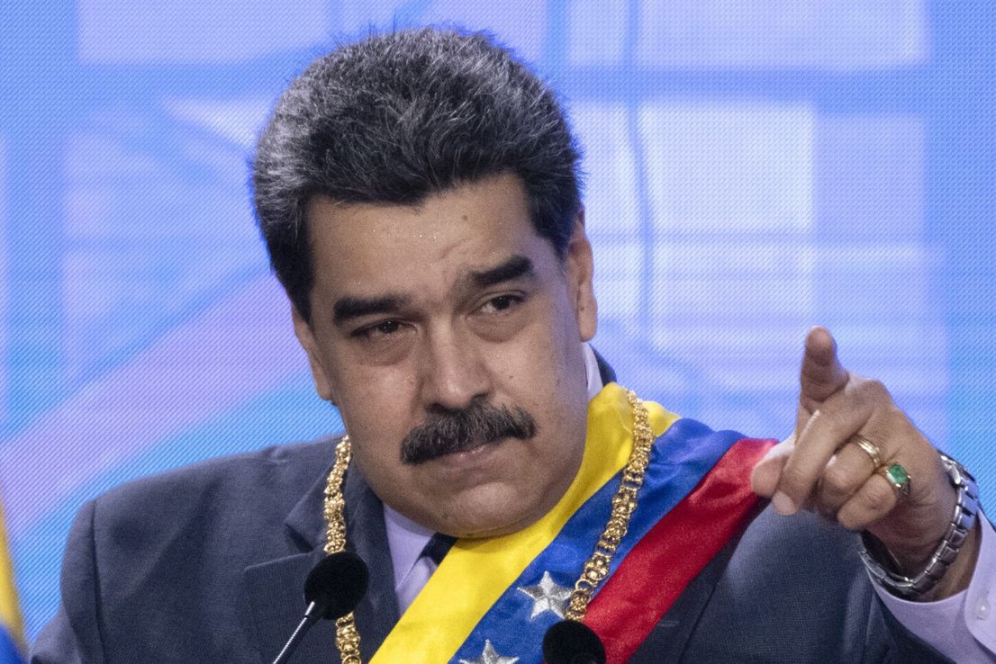 Lejos de la sombra de Chávez, Maduro crea base de poder propia