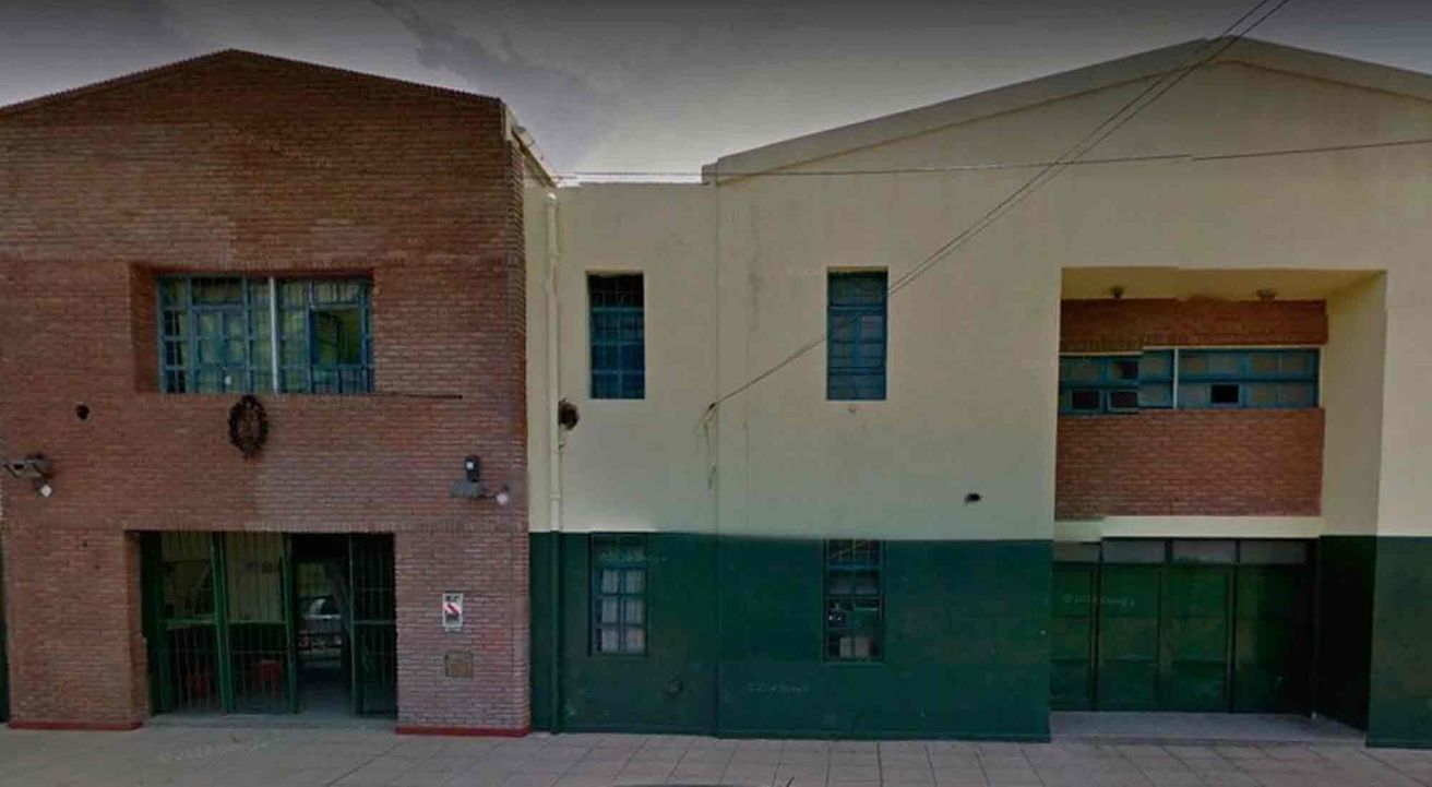 Otra vez explotó una estufa en una escuela de Moreno: no hubo heridos