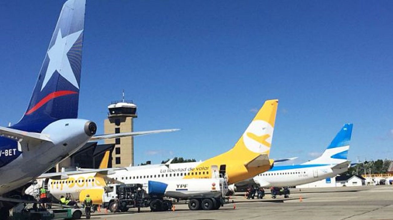 Pese al paro de controladores, los aeropuertos operan sin cancelaciones