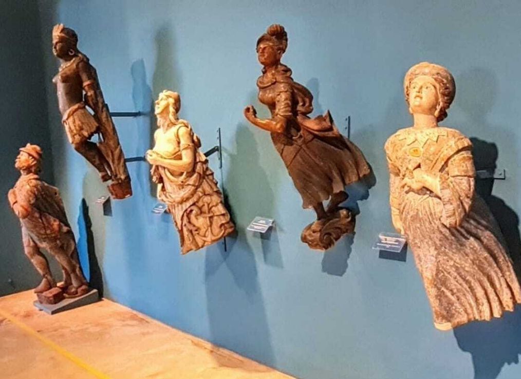 El mar perdido en un museo de La Boca