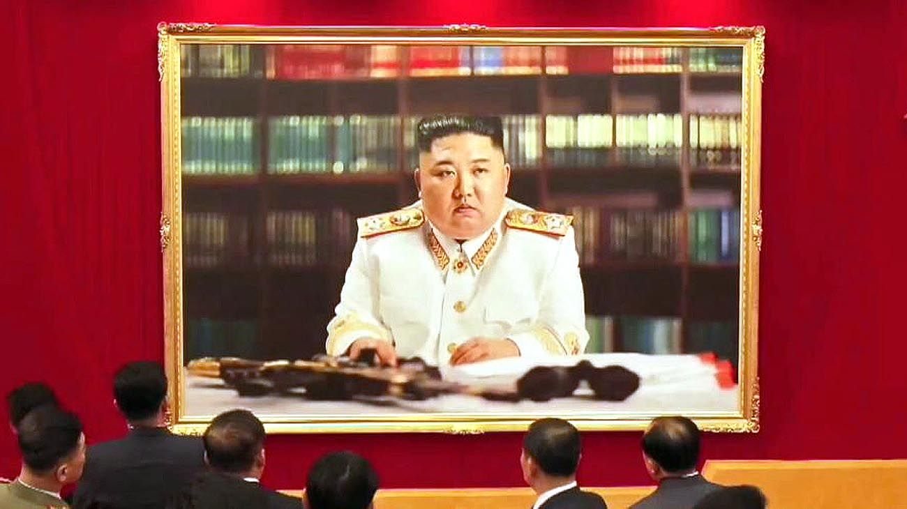 Kim Jong-un renueva su imagen y se muestra con look militarista: ¿endurecimiento del régimen?
