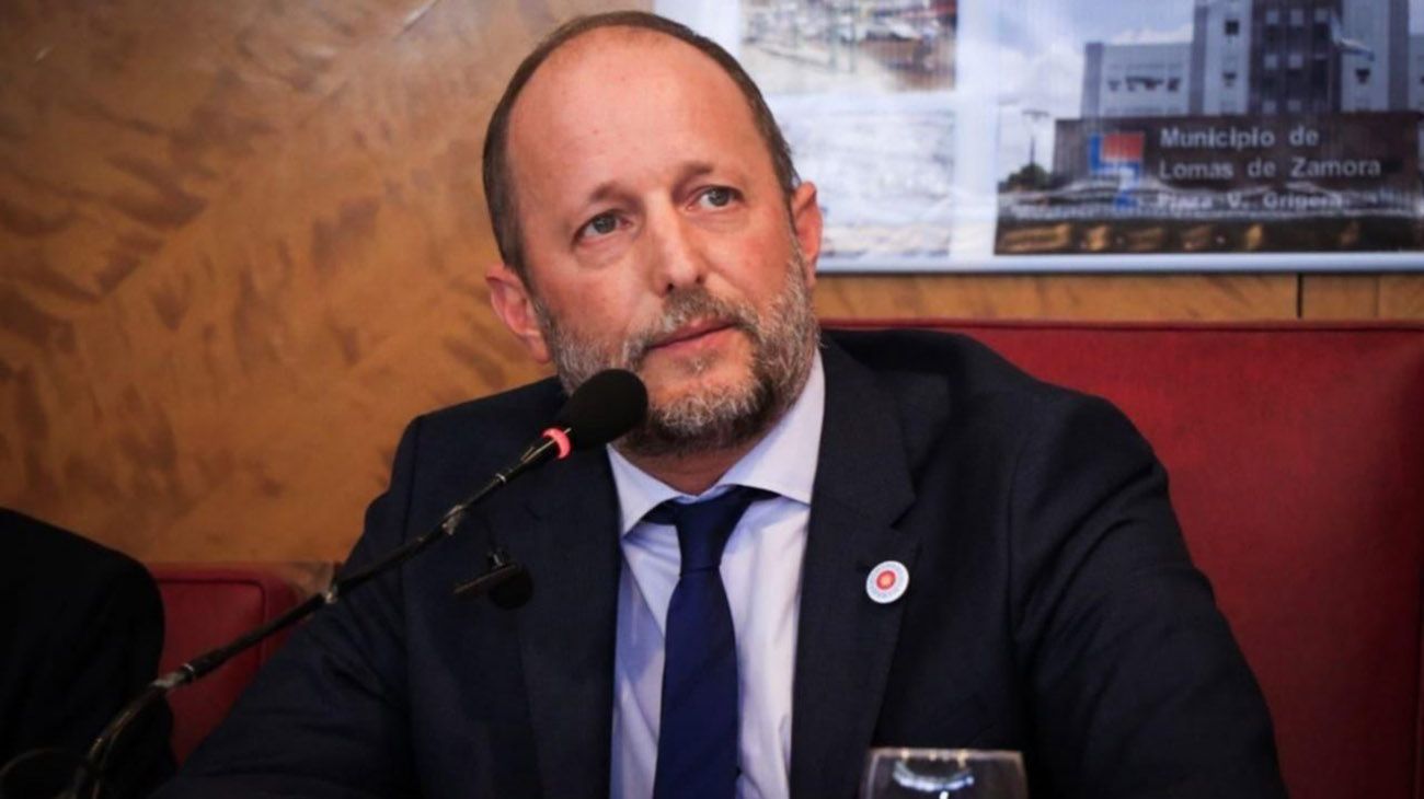 Insaurralde elogió el avance del operativo de vacunación y pidió restringir la circulación