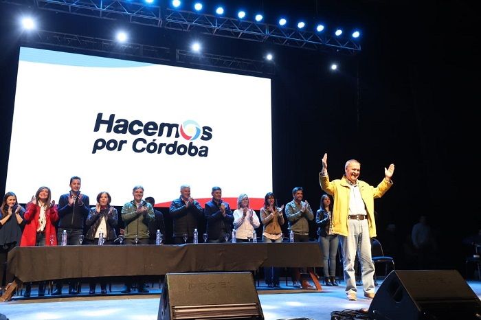 La campera amarilla de Juan