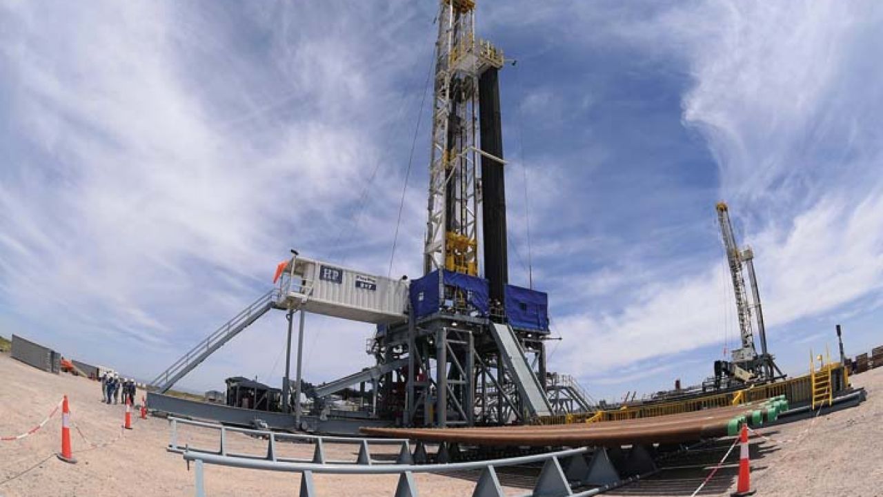YPF se ha convertido en una historia de amistades bien abonadas