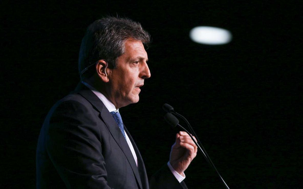 Una por una, las medidas de Massa por la devaluación: suma fija, monotributistas, jubilados, Tarjeta Alimentar