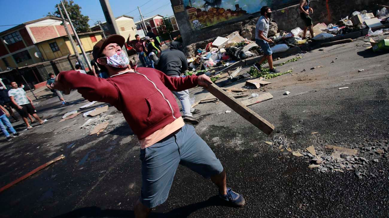 Los casos de Covid-19 aumentan en Chile a la par de la impaciencia social