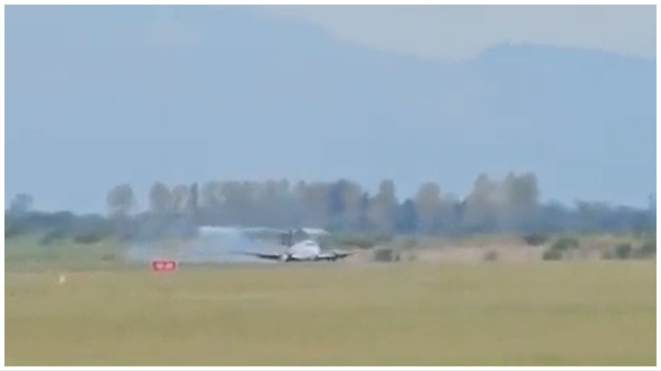 Se salvaron de milagro: una avioneta tuvo que bajar "sin tren de aterrizaje" en Salta