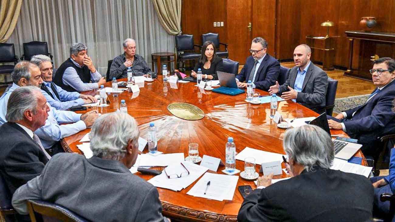 Renta inesperada: el Gobierno recibe a la UIA con el objetivo de acercar posiciones