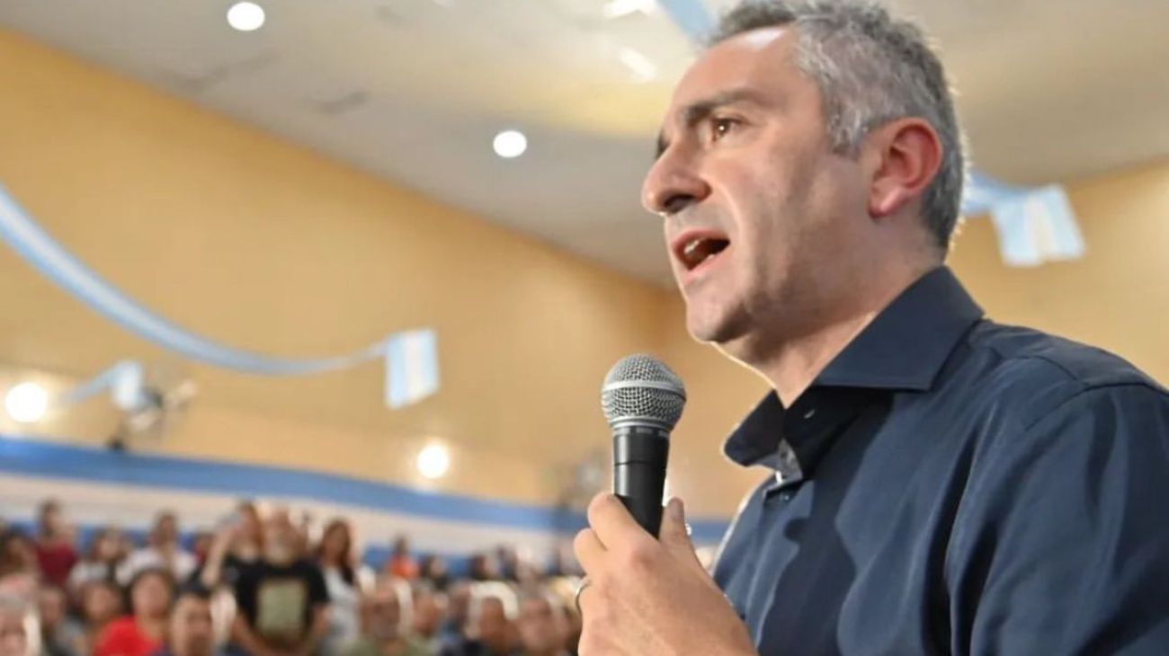 Andrés "Cuervo" Larroque: "El programa de Sturzenegger más que call es curro"