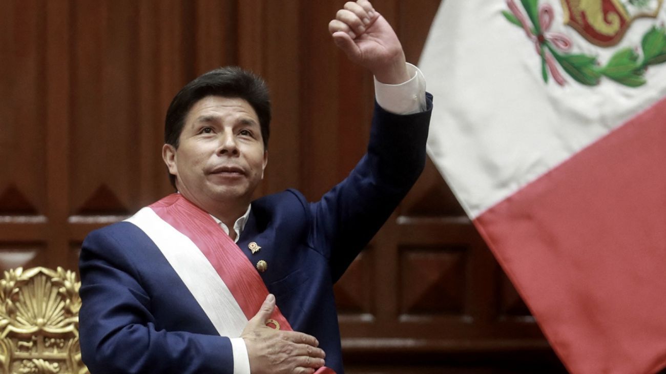 Avanza el pedido de juicio político contra el presidente Pedro Castillo