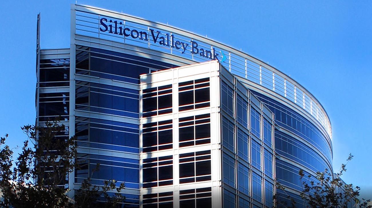 La matriz de Silicon Valley Bank pide acogerse a la Ley de Quiebras