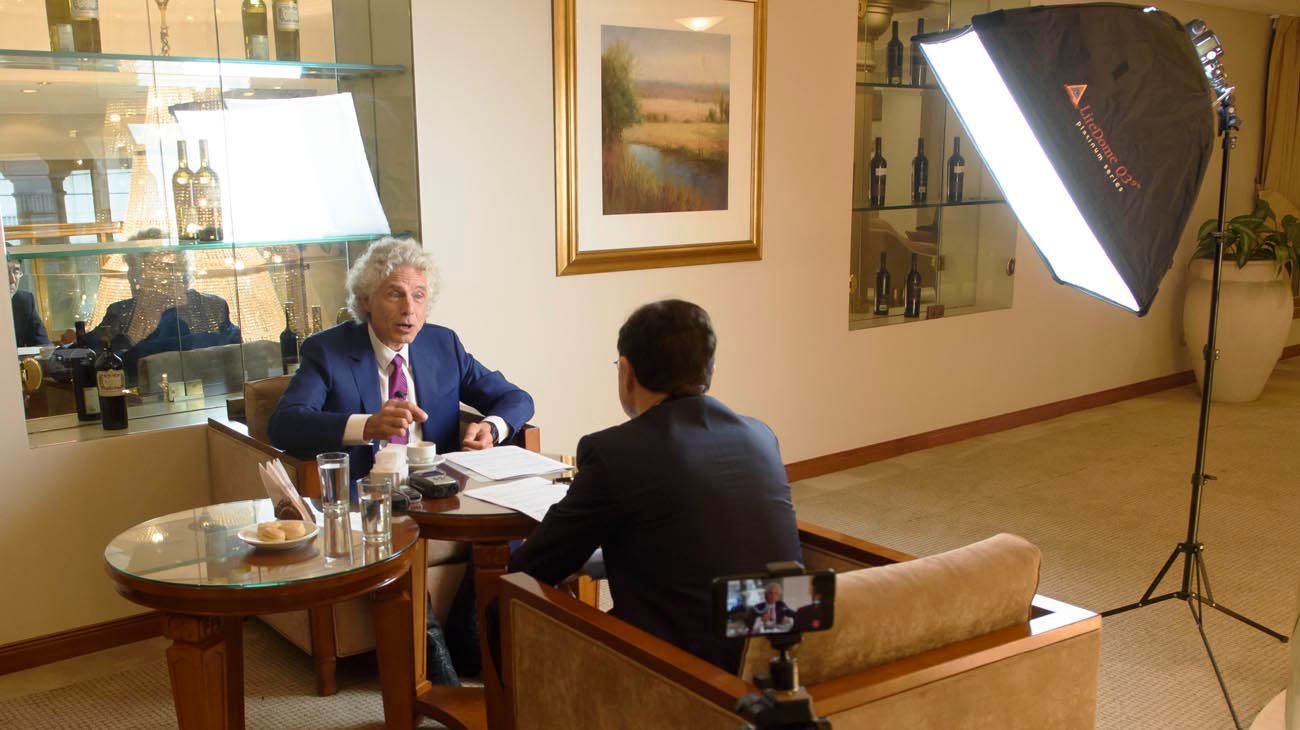 Steven Pinker: "El lenguaje siempre es utilizado como una herramienta política"