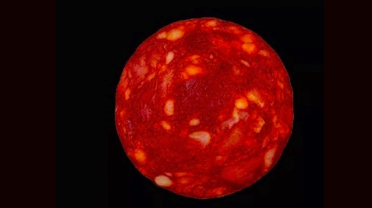 Científico estrellado | Posteó una imagen de una rodaja de chorizo como si fuera una estrella y no lo perdonaron